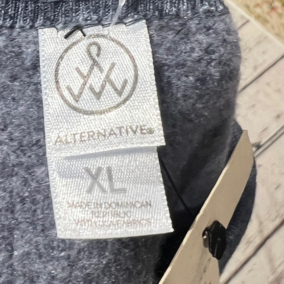 Monmouth University Navy Blue Sweater Retro New Collegiate Crewneck Sweatshirt - Picture 4 of 4